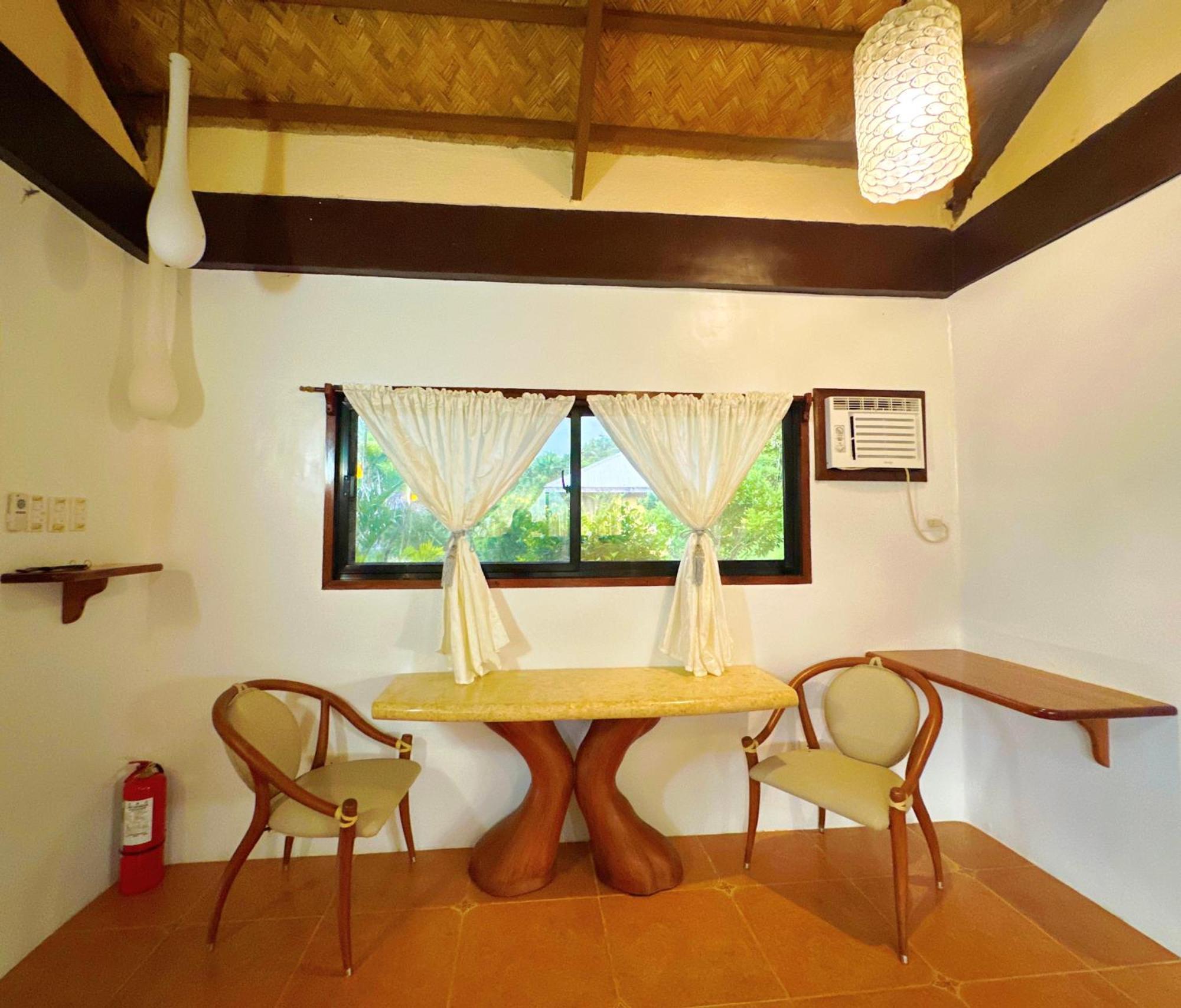 טאיטאי Casa Rosa Inn And Restaurant מראה חיצוני תמונה
