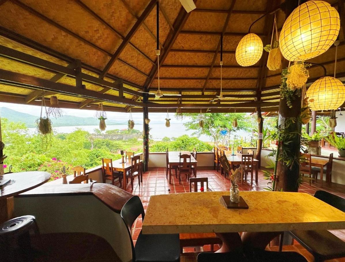 טאיטאי Casa Rosa Inn And Restaurant מראה חיצוני תמונה